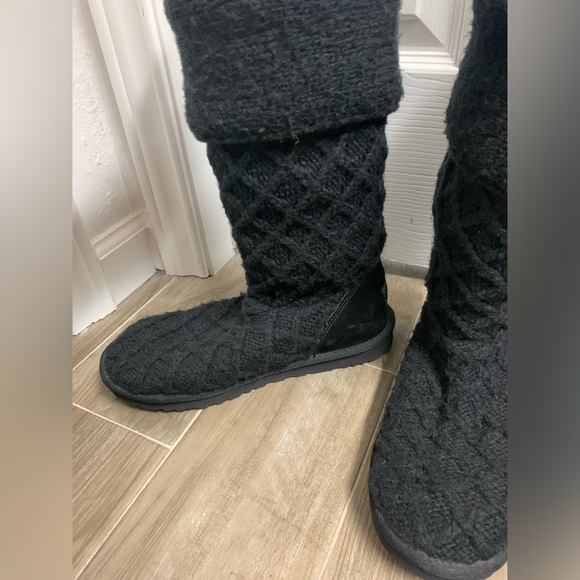 Ugg Australia Women’s Sweater Cardy Knit Boots - Size 9 - Picture 5 of 9